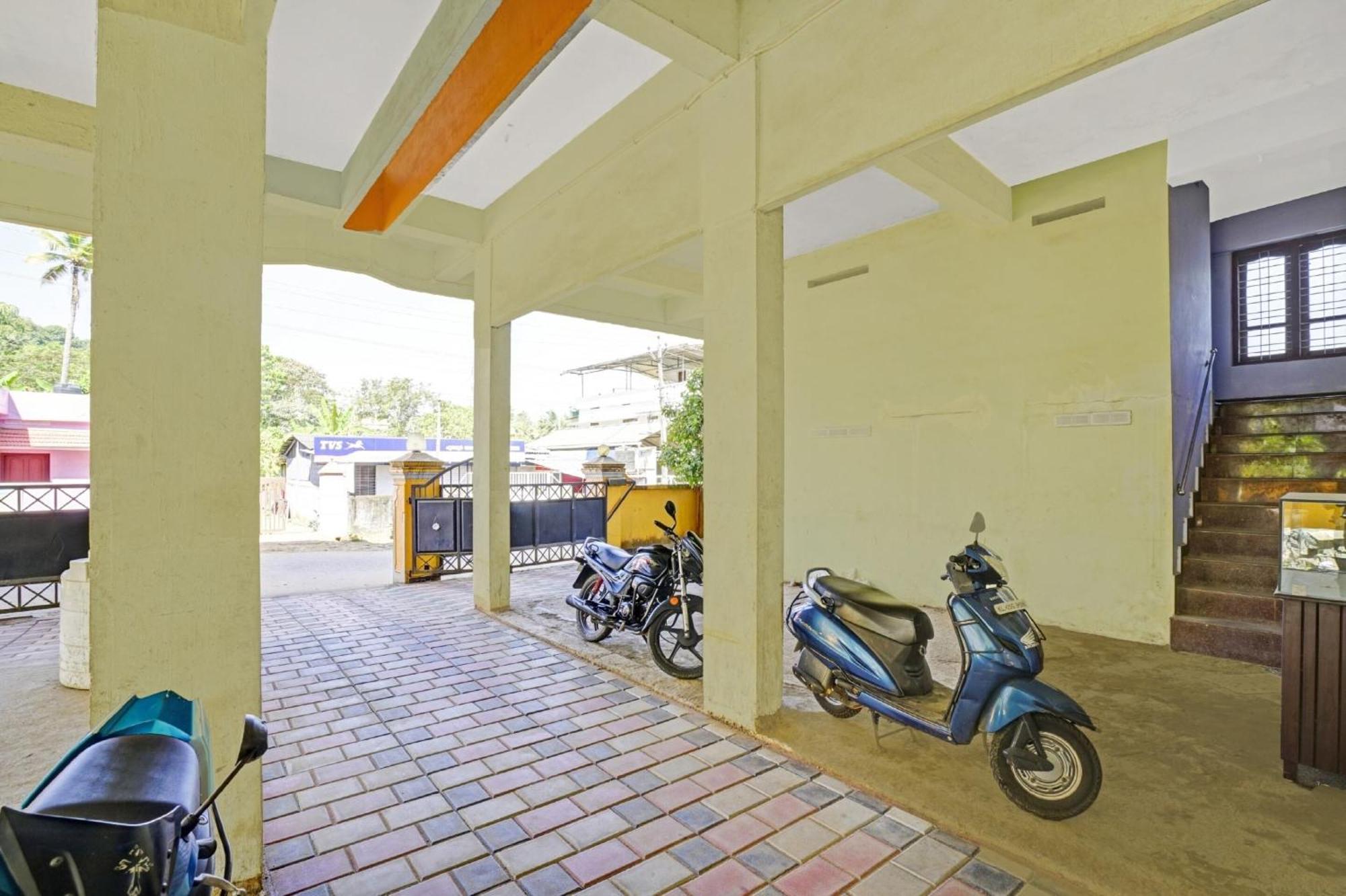 Hotel O Ss Residency Punalur المظهر الخارجي الصورة