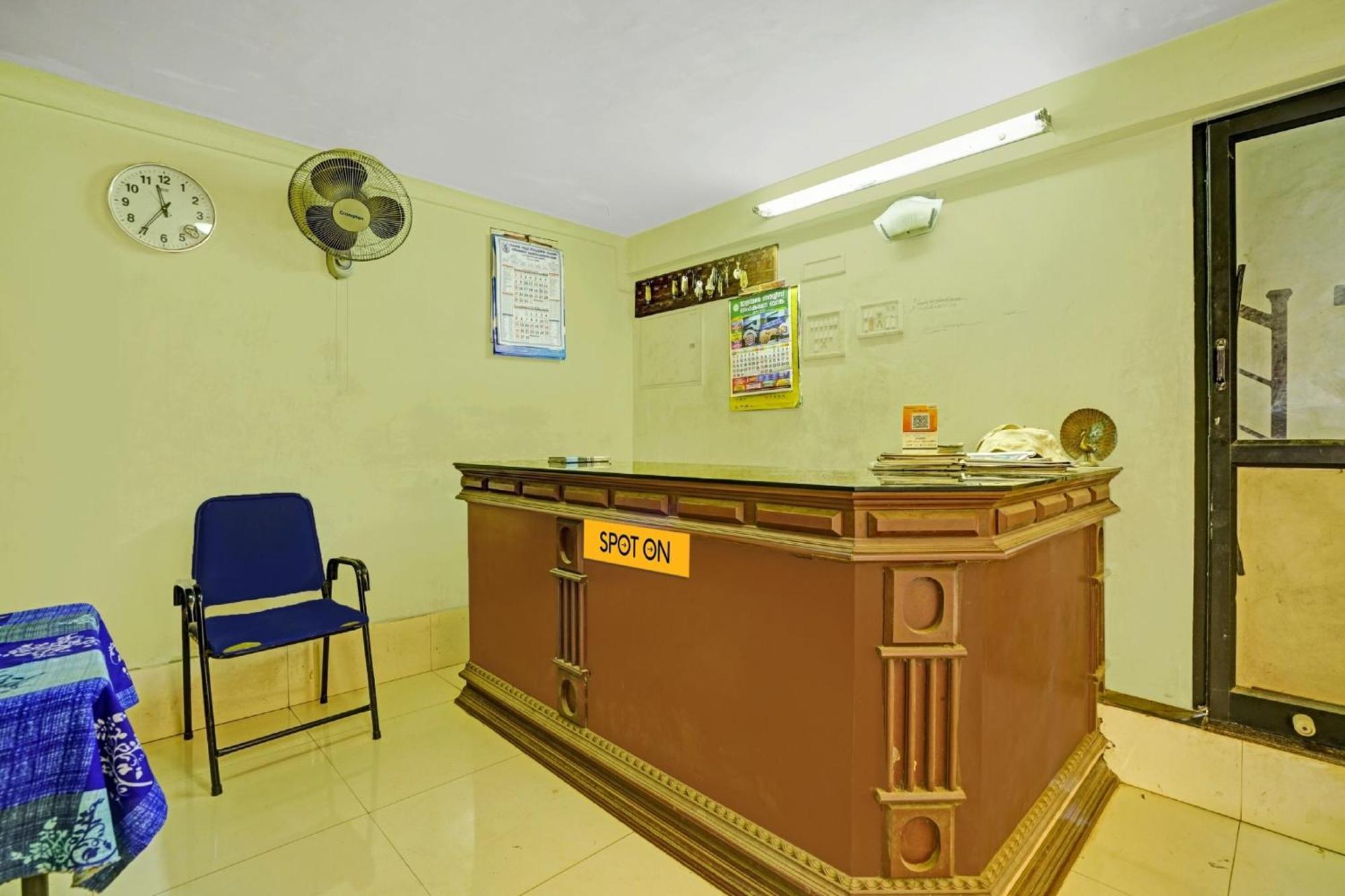 Hotel O Ss Residency Punalur المظهر الخارجي الصورة