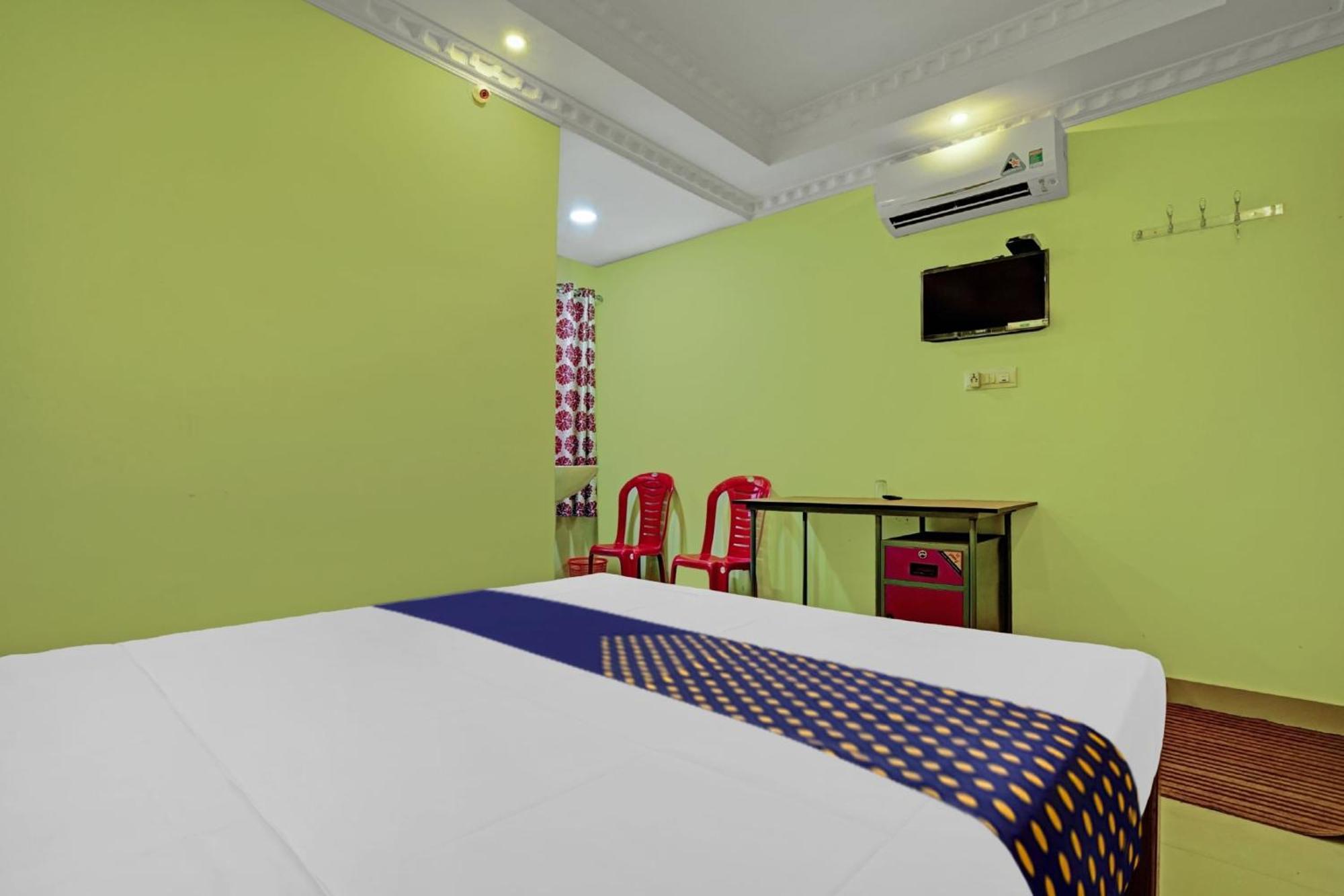 Hotel O Ss Residency Punalur المظهر الخارجي الصورة