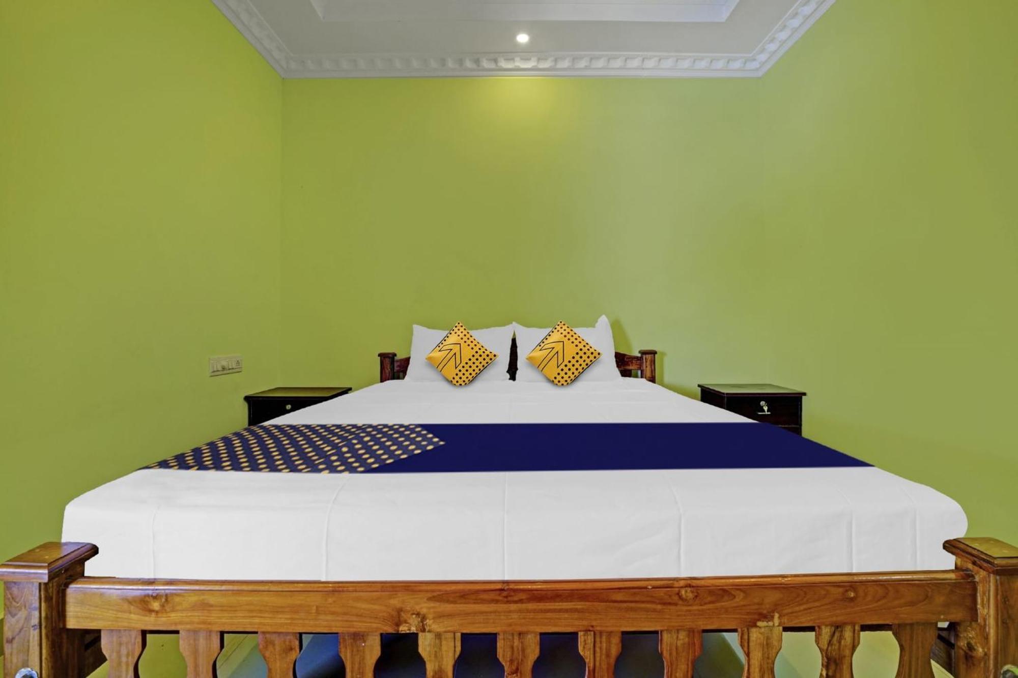 Hotel O Ss Residency Punalur المظهر الخارجي الصورة