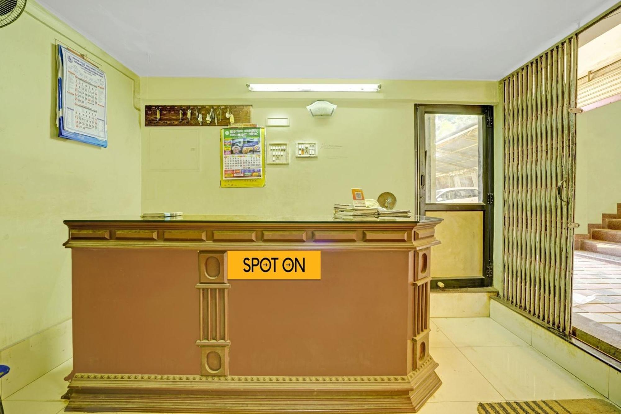 Hotel O Ss Residency Punalur المظهر الخارجي الصورة